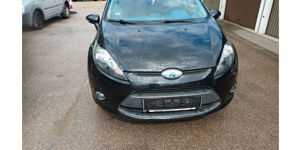 Ford Fiesta 99.700 km 3.500 &euro; Bad Tölz 83646