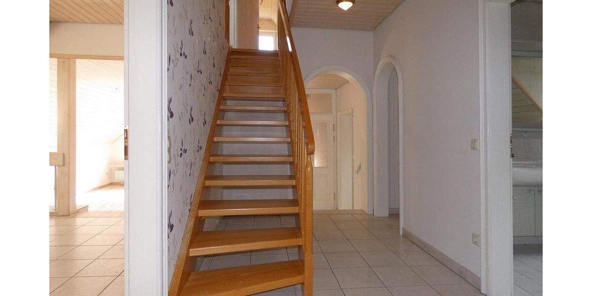 Etagenwohnung Heilbronn Biberach Biberach - 4 Zimmer, 137 m&sup2;, 1.100&euro; | Angebot:25695864