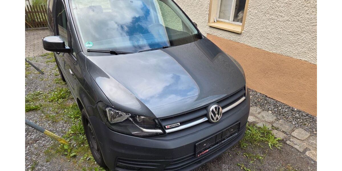 VW Caddy 163.043 km 17.000 &euro; Eppendorf 09575