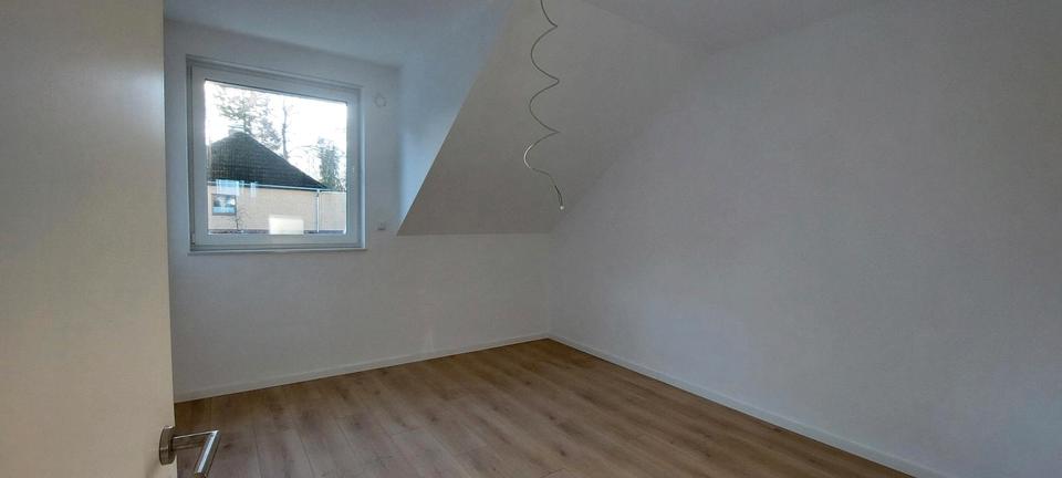 Doppelhaushälfte Seevetal Hagolt - 4 Zimmer, 149 m&sup2;, 2.350&euro; | Angebot:24628537