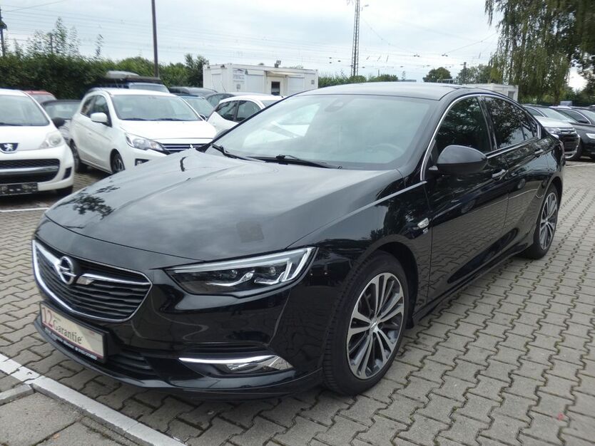Opel Insignia 108.033 km 11.800 € München 81825