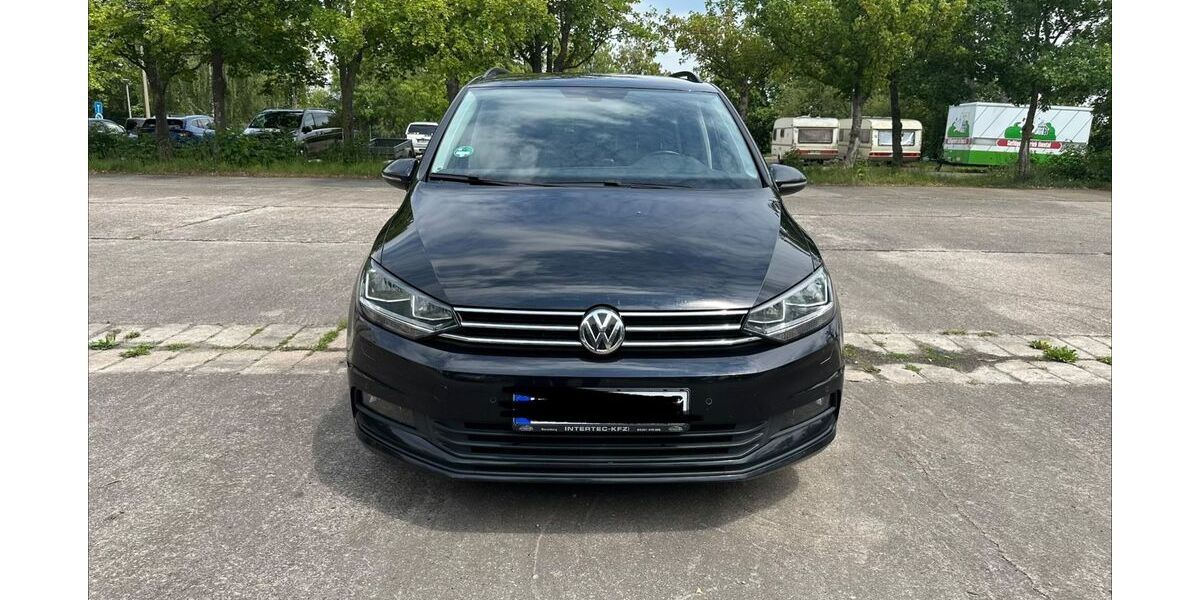 VW Touran 128.000 km 19.500 &euro; Erfurt 99084