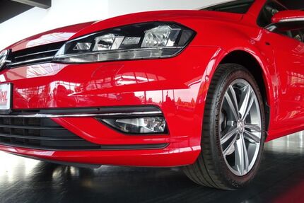 VW Golf 127.159 km 13.990 &euro; Bühl 77815