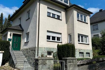 Haus Bestwig - 7 Zimmer, 180 m&sup2;, 237.000&euro; | Angebot:27428632