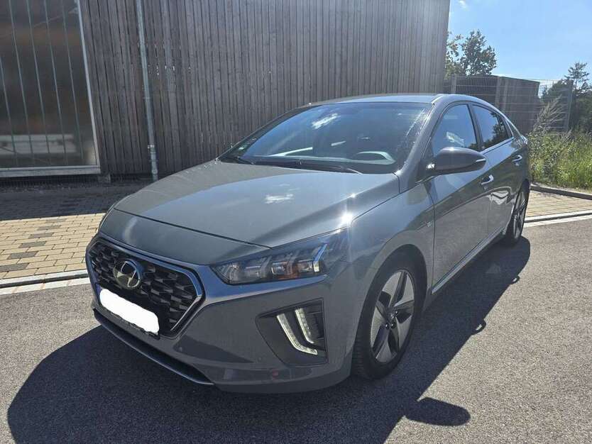 IONIQ
