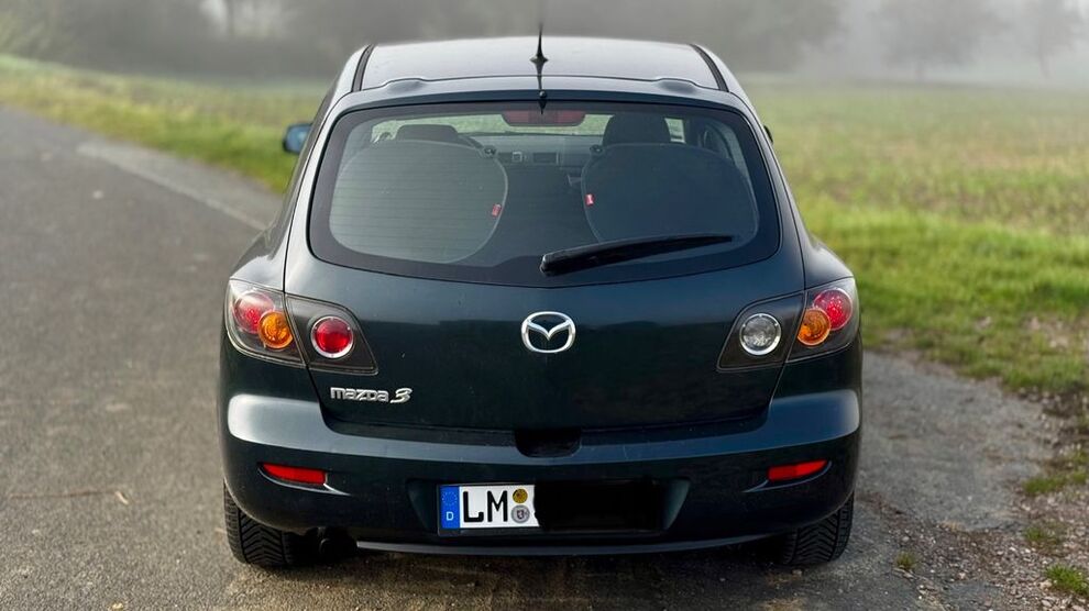 Mazda 3 173.000 km 2.500 € Bad Camberg 65520
