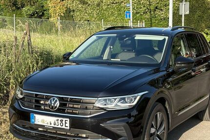 VW Tiguan 70.000 km 24.000 &euro; Radolfzell Am Bodensee 78315