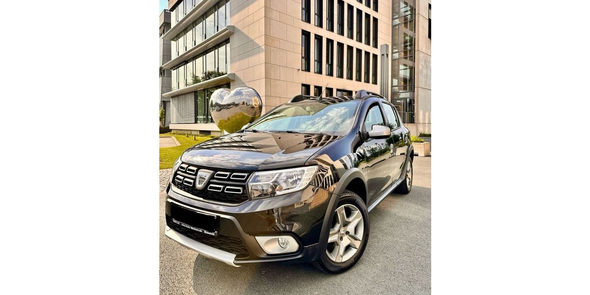 Dacia Sandero 70.852 km 8.990 &euro; Bielefeld 33609
