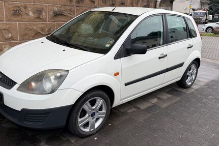 Ford Fiesta 112.000 km 2.390 &euro; Idar-Oberstein 55743