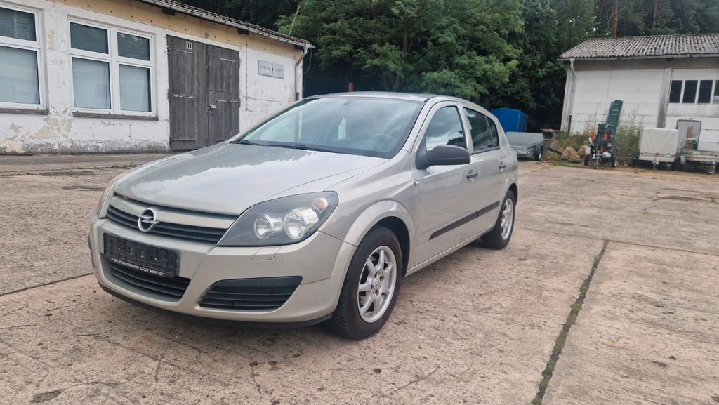 Opel Astra 152.000 km 2.800 &euro; Neuruppin 16816