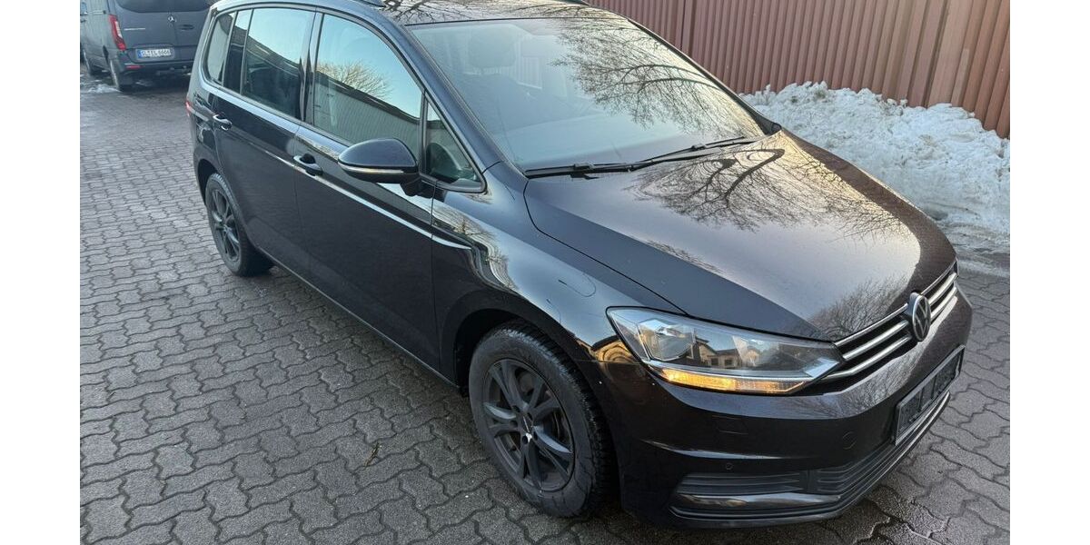 VW Touran 200.019 km 13.990 &euro; Wanderup 24997