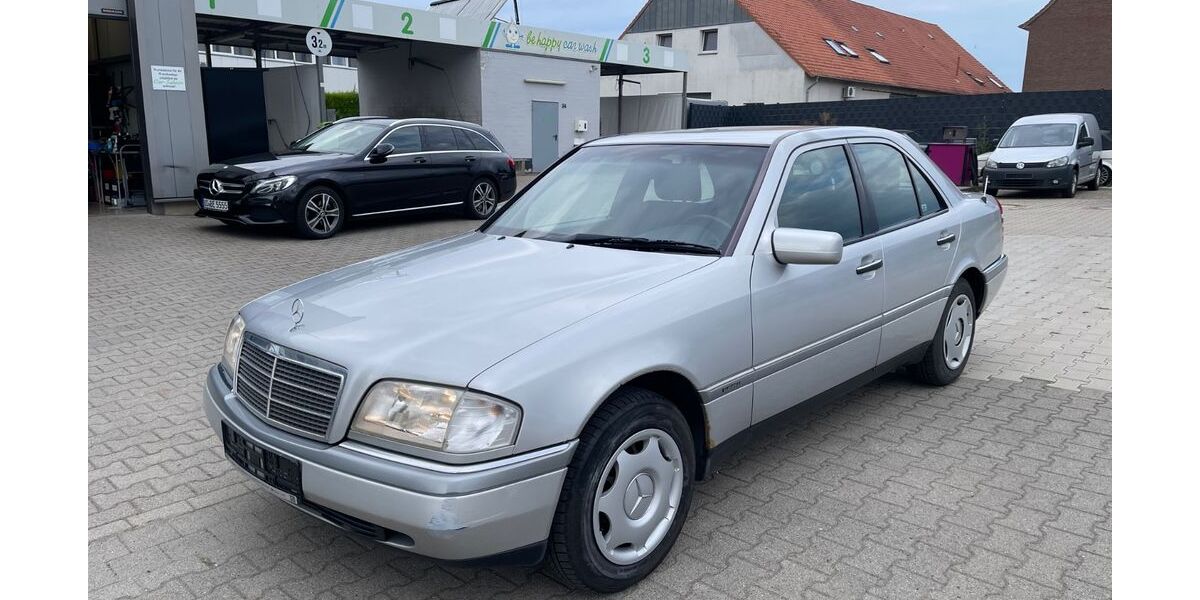Mercedes-Benz C 180 75.000 km 5.250 &euro; Hilter a.T.W. 49176