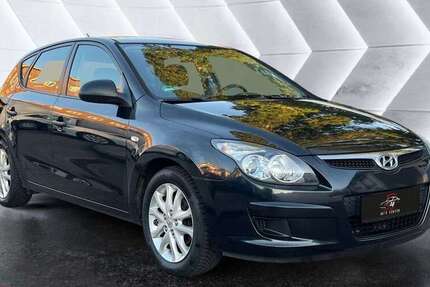 Hyundai i30 160.000 km 2.999 € Berlin 12439