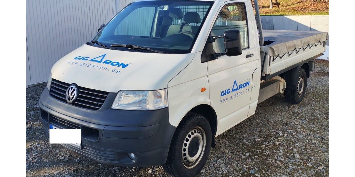 VW T5 Transporter 180.000 km 6.500 &euro; Chemnitz 09112