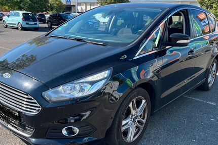 Ford S-Max 130.000 km 8.499 &euro; Berlin 13127