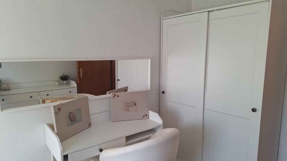 Bungalow Bausendorf - 5 Zimmer, 143 m&sup2;, 1.300&euro; | Angebot:26368367