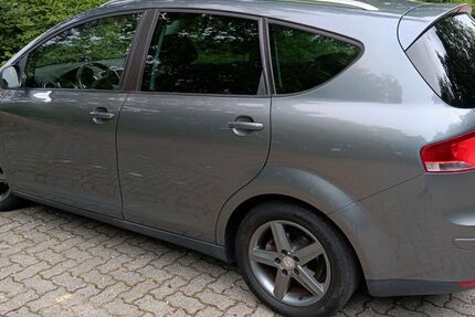 Seat Altea 338.000 km 2.750 &euro; Buxtehude 21614
