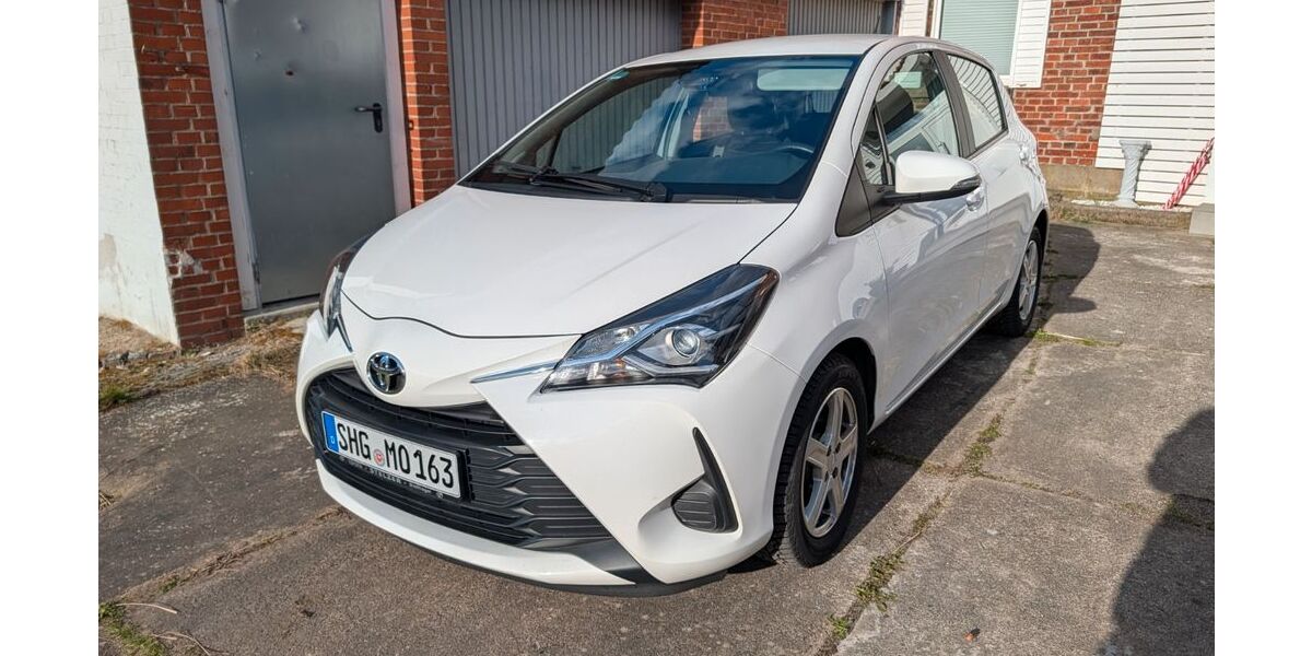 Toyota Yaris 73.000 km 10.000 &euro; Stolzenau 31592
