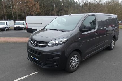 Opel Vivaro 105.000 km 14.268 &euro; Waldsassen 95652