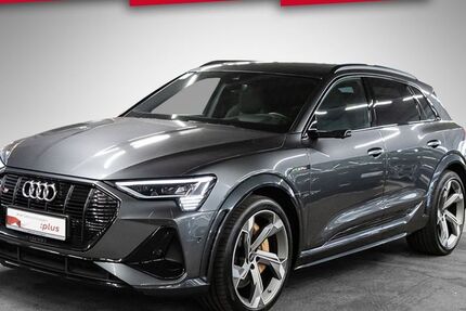Audi e-tron 45.594 km 41.740 &euro; Stuttgart 70469