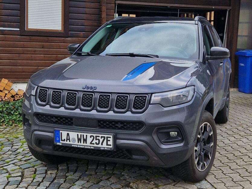 Jeep Compass 29.000 km 25.990 € Schöfweg 94572