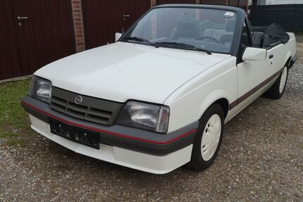 Opel Ascona 244.000 km 9.800 &euro; Geldern 47608