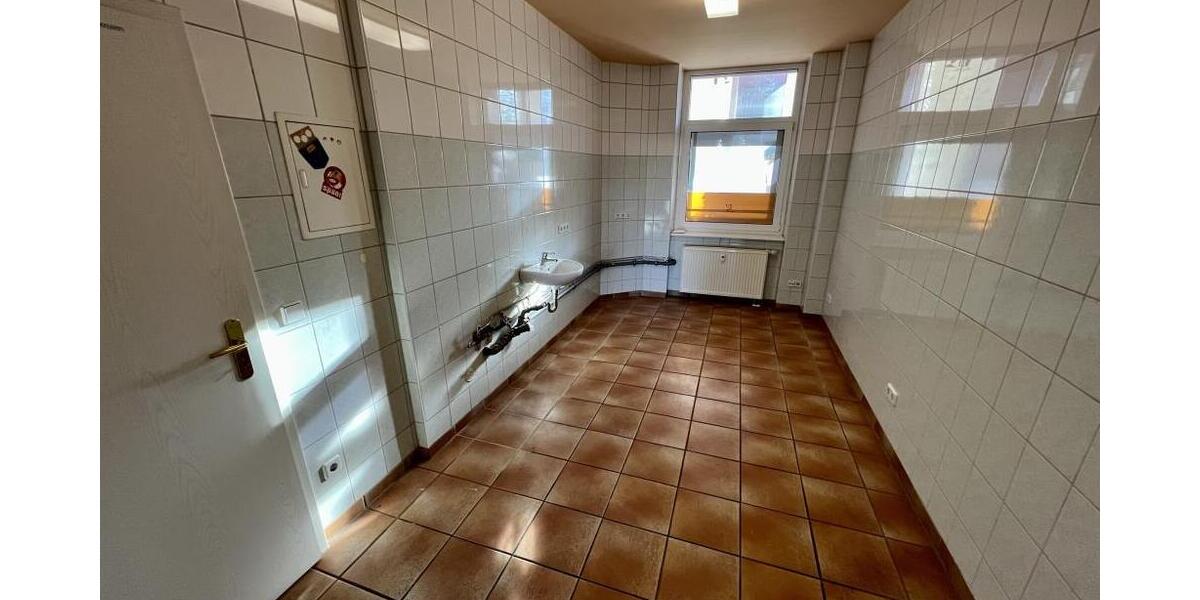 2 kleine Büro- und Gewerbeflächen in Gera zu verkaufen! Zentrumsnah! - Gewerbeobjekt Gera Alt-Bieblach | Angebot:26387023