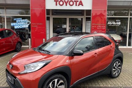Toyota Aygo (X) 1.354 km 18.440 &euro; Ruhland 01945