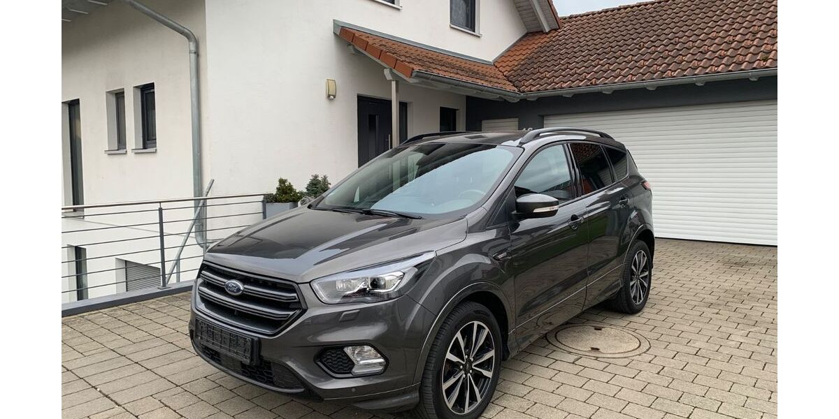 Ford Kuga 124.633 km 17.300 &euro; Laupheim 88471