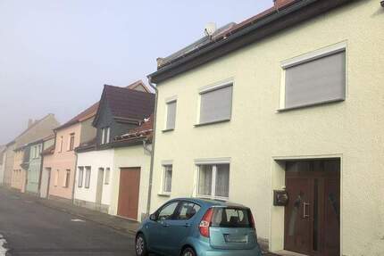 Haus Heldrungen Heldrungen - 5 Zimmer, 136 m&sup2;, 115.000&euro; | Angebot:25095934