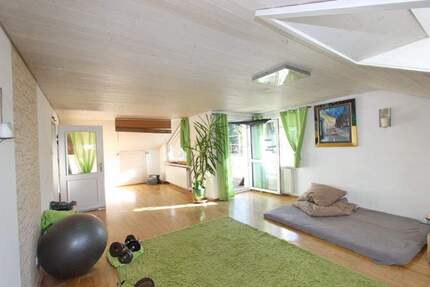 Sofort beziehbare Wohnung mit schöner Aussicht ins Grüne 2 zimmer