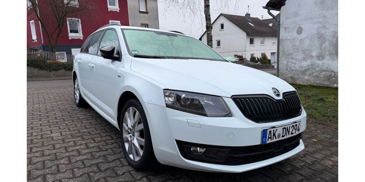 Skoda Octavia 127.000 km 11.900 &euro; Birken-Honigsessen 57587
