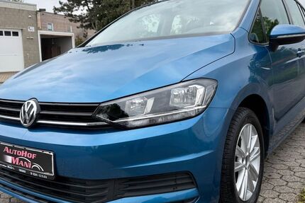 VW Touran 102.834 km 13.490 &euro; Troisdorf 53842
