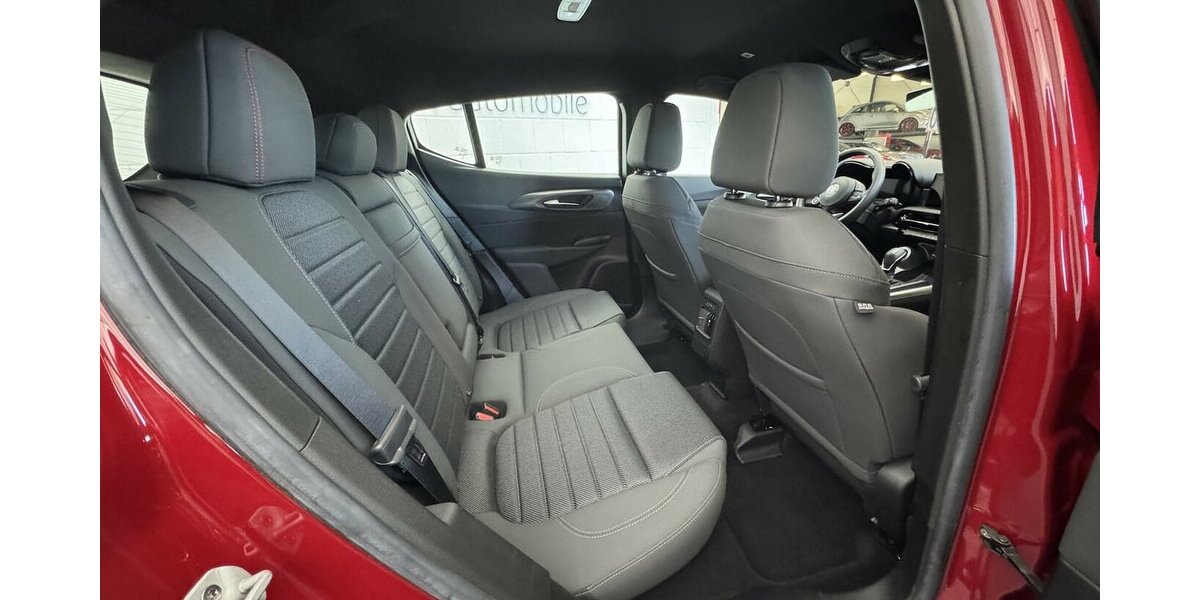 Alfa Romeo Tonale 1.6 VGT-D Sprint ACC Sitzheizung 12.300 km 21.890 &euro; Lich 35423