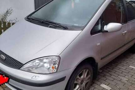 Ford Galaxy 235.000 km 2.800 &euro; Varel 26316