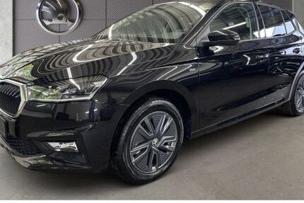 Skoda Fabia 4.500 km 23.990 &euro; Frankfurt am Main 60326