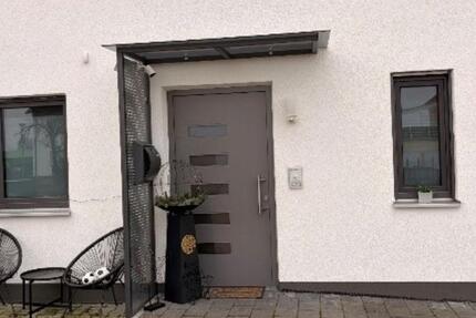 Haus Osterhofen - 5 Zimmer, 155 m&sup2;, 1.350&euro; | Angebot:24307090