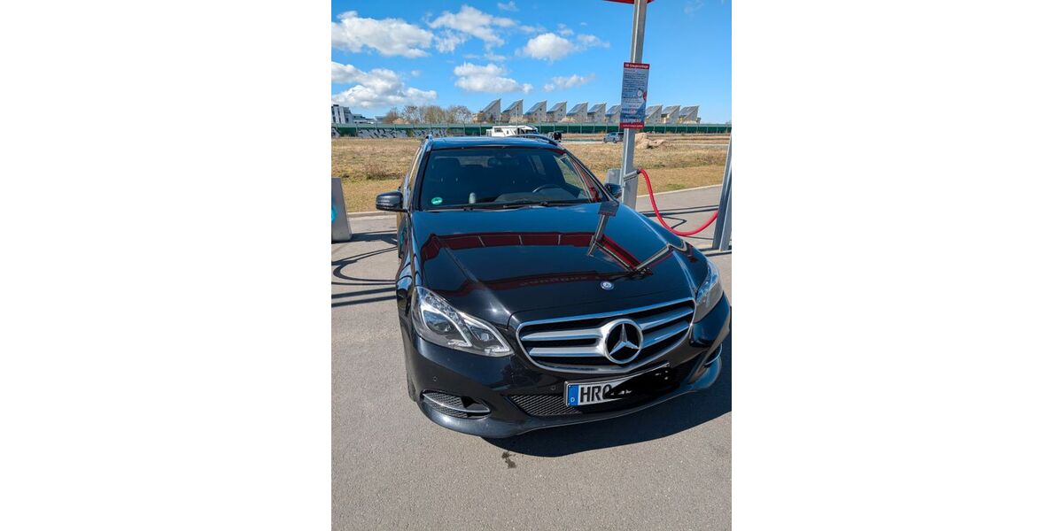 Mercedes-Benz E 220 245.900 km 10.500 &euro; Rostock 18069