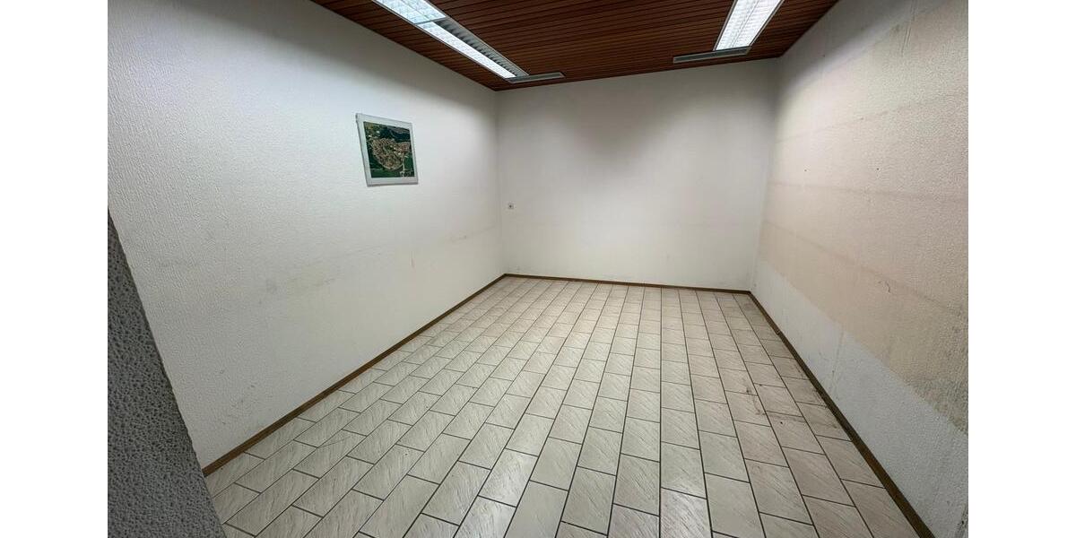Gewerbeobjekt Albstadt Gemarkung Onstmettingen - 3.500&euro; | Angebot:26114343