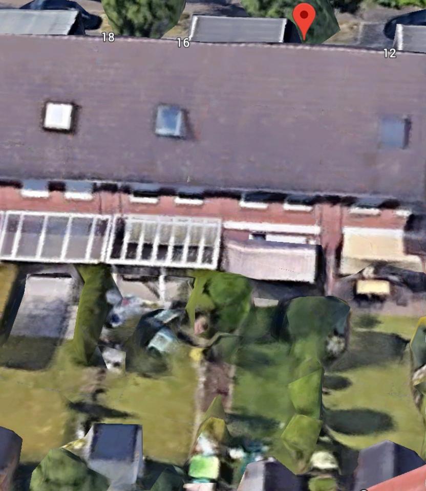 Reihenmittelhaus in KR-Uerdingen zu vermieten 1.000 € Kaltmiete zimmer