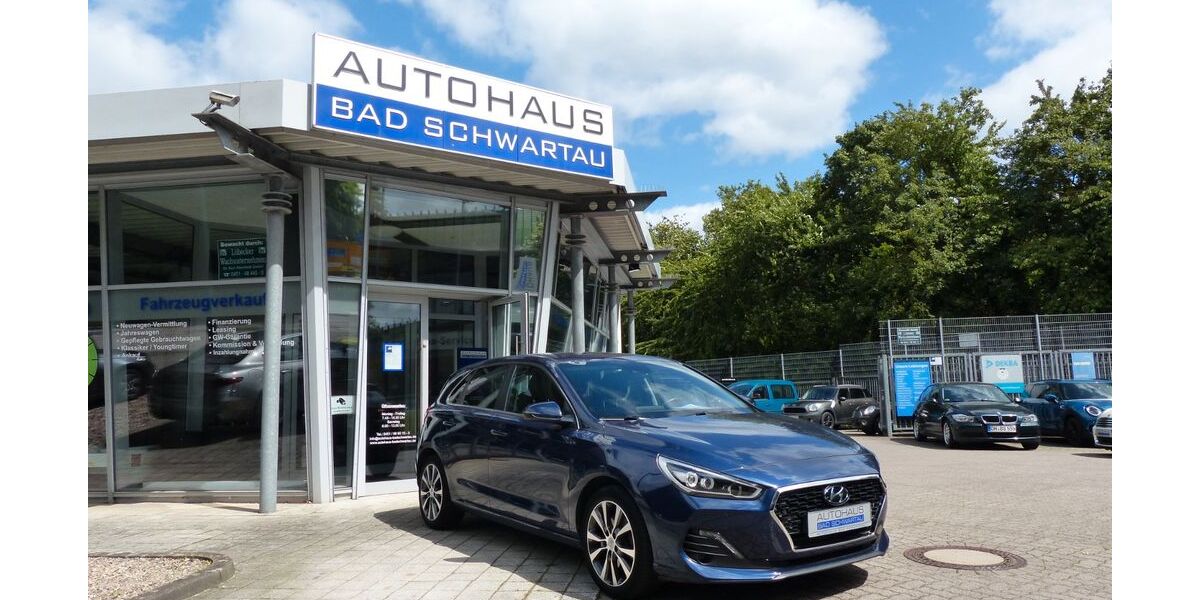 Hyundai i30 36.600 km 17.950 &euro; Bad Schwartau 23611