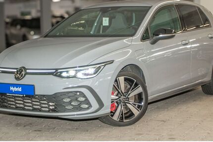 VW Golf 80.848 km 22.930 € Stuttgart 70563