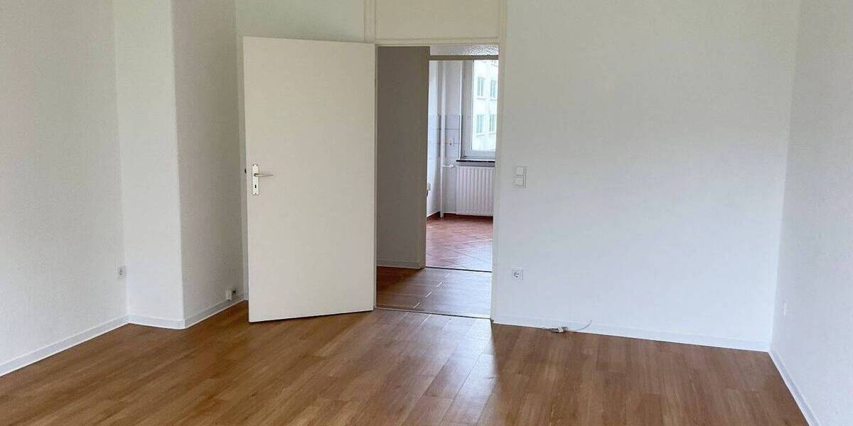 Etagenwohnung Bielefeld Innenstadt - 3 Zimmer, 76 m&sup2;, 680&euro; | Angebot:26874986