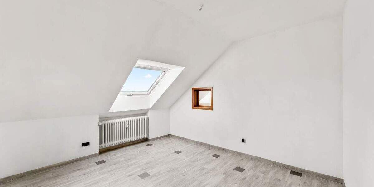 Ihr neues Zuhause - Großzügige 3,5-Zi-Wohnung mit Gartenanteil und Carport in Seukendorf 4 zimmer