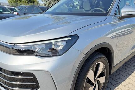 VW Tiguan 2.430 km 40.990 &euro; Nabburg 92507