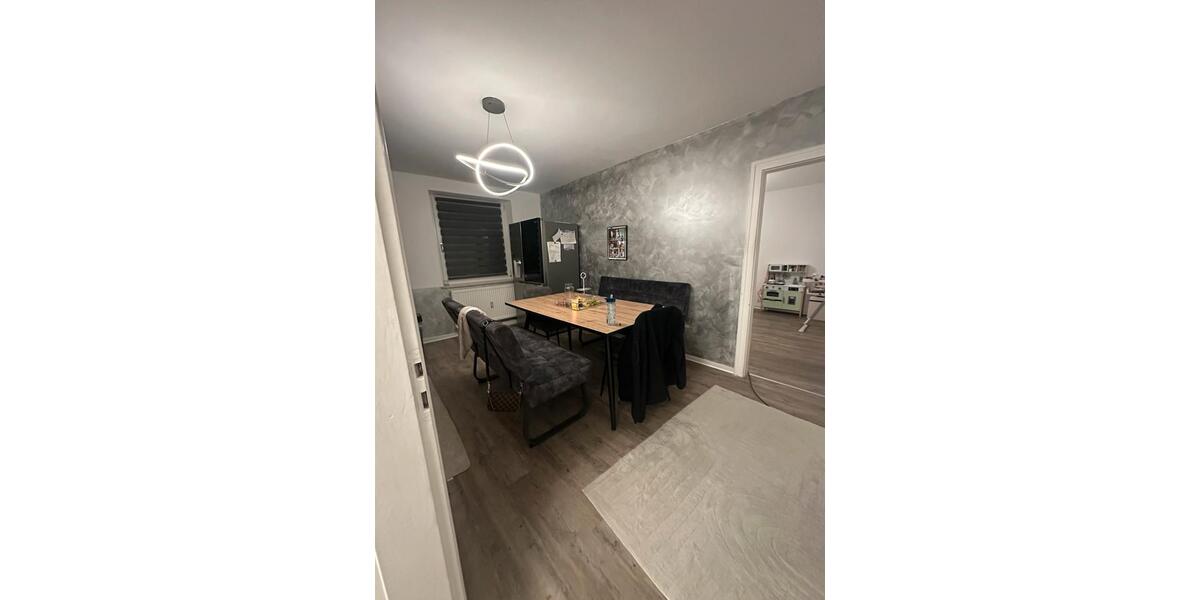 Etagenwohnung Rosenheim Innenstadt - 3 Zimmer, 60 m&sup2;, 884&euro; | Angebot:25568300