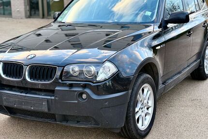 BMW X3 240.000 km 3.990 &euro; München 81677