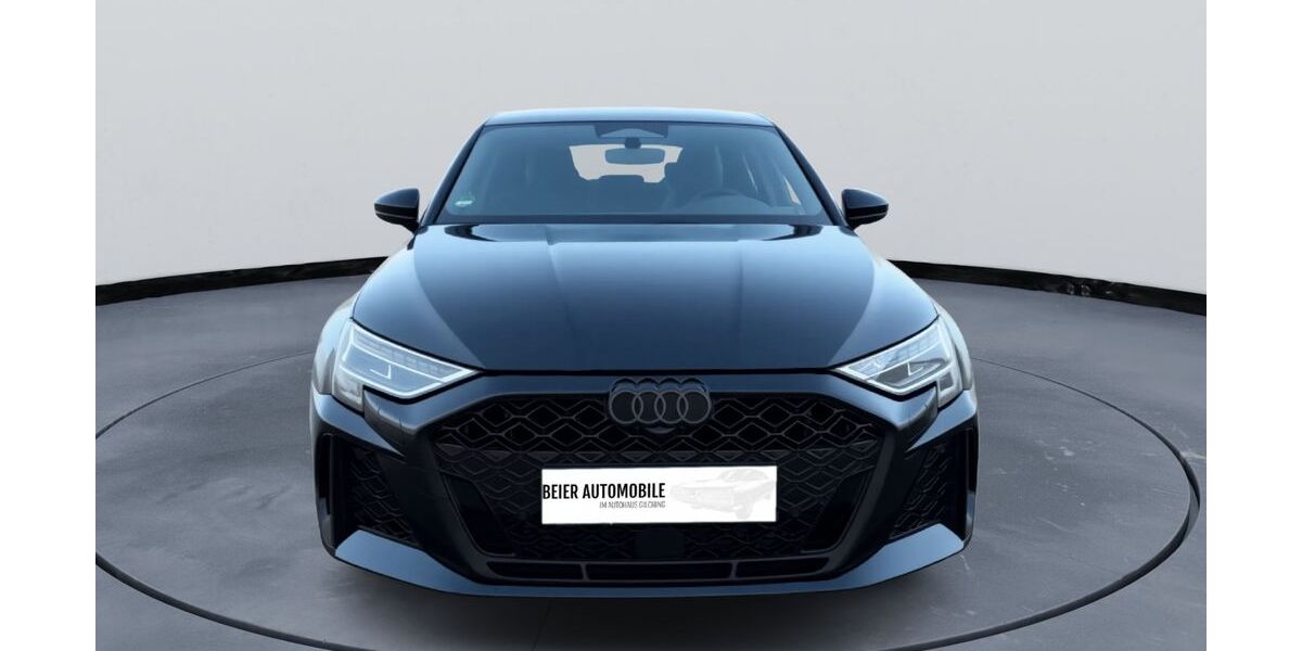 Audi RS3 2.800 km 64.900 &euro; Gilching 82205