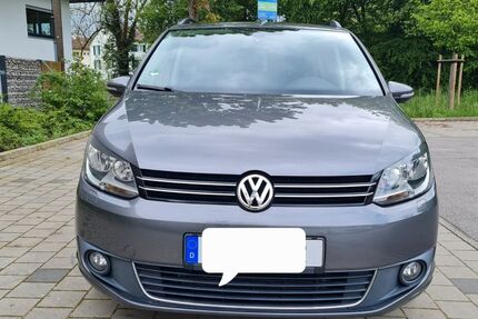 VW Touran 197.000 km 7.300 &euro; Stuttgart 70569