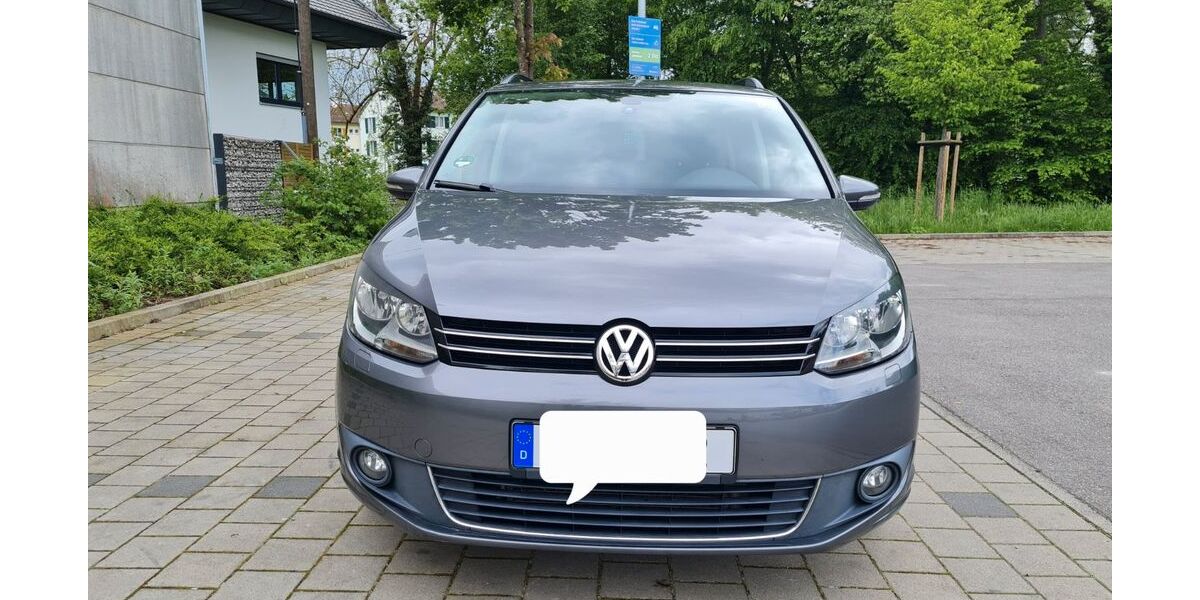 VW Touran 197.000 km 7.300 &euro; Stuttgart 70569